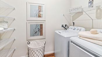 Dominium_Briar Park_Example Model Apartment Laundry Room Area_Amenity